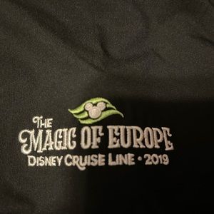 DISNEY CRUISE LINE DCL MAGIC EUROPE MENS LARGE NIKE HYPERSHIELD WINDBREAK JACKET